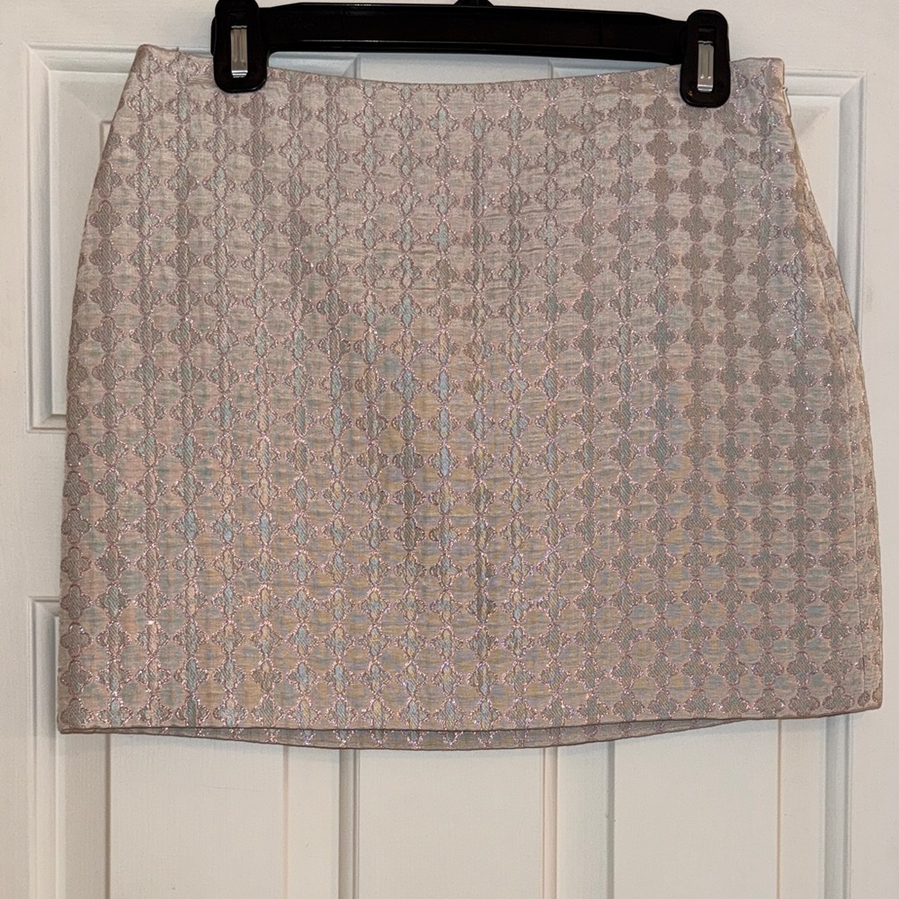 Pink metallic jacquard mini skirt